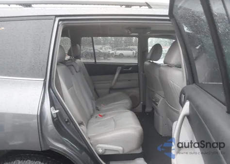 2013 Toyota Highlander Se V6 from USA, damaged, VIN 5TDZK3EH4DS125278